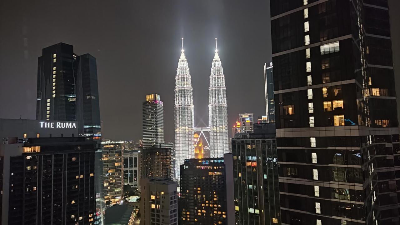 8 Kia Peng Suites Klcc By Luna Куала-Лумпур Экстерьер фото